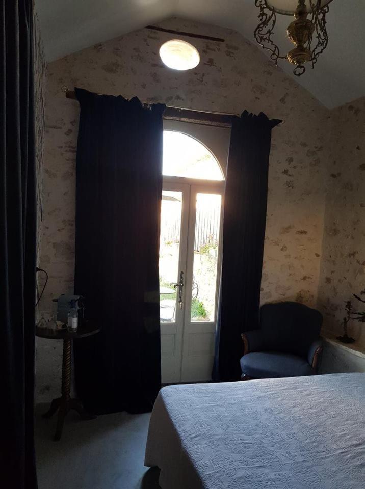 La Maison Bleue Villeréal エクステリア 写真